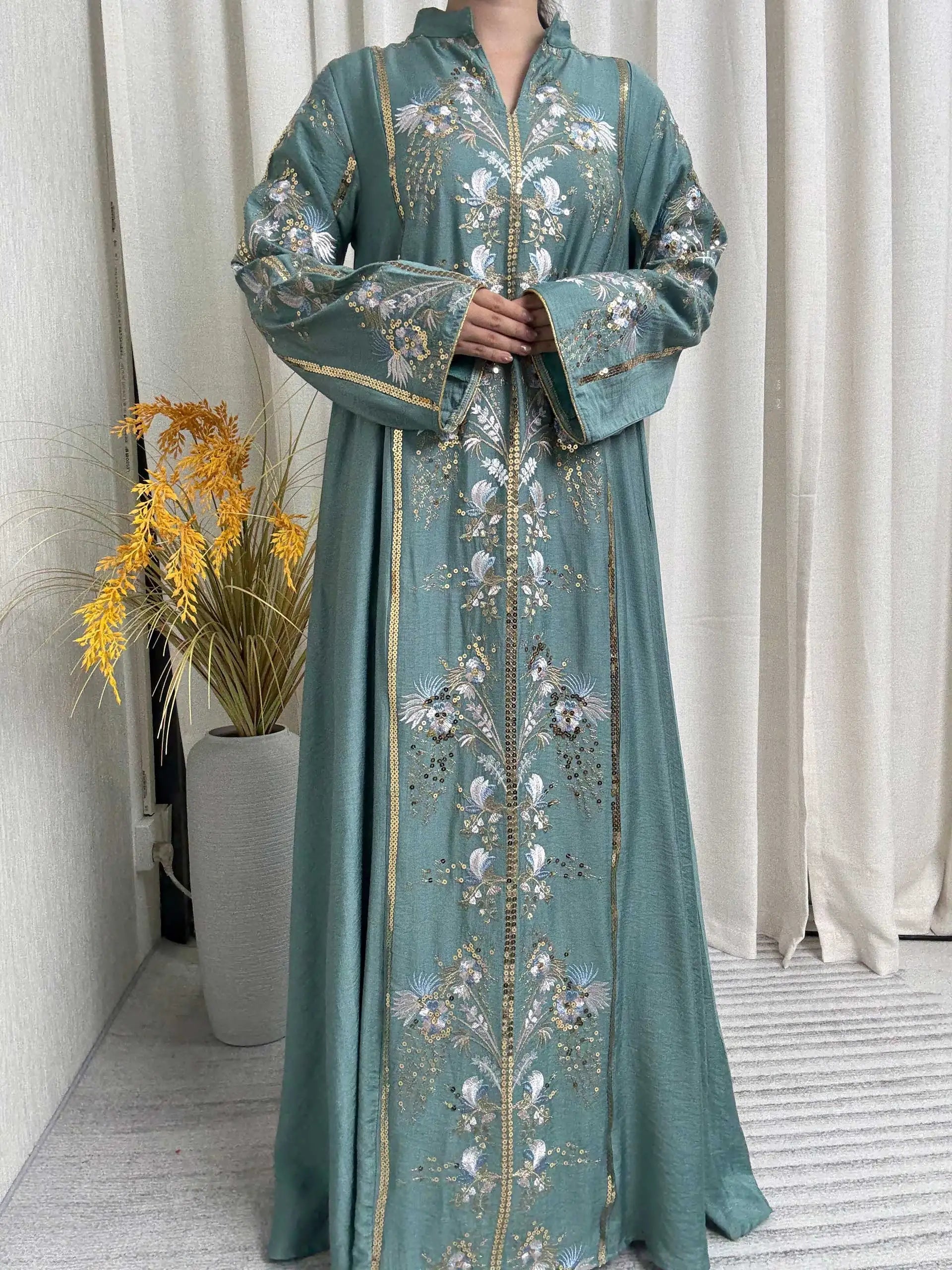 Abayas muslims womens 2026
